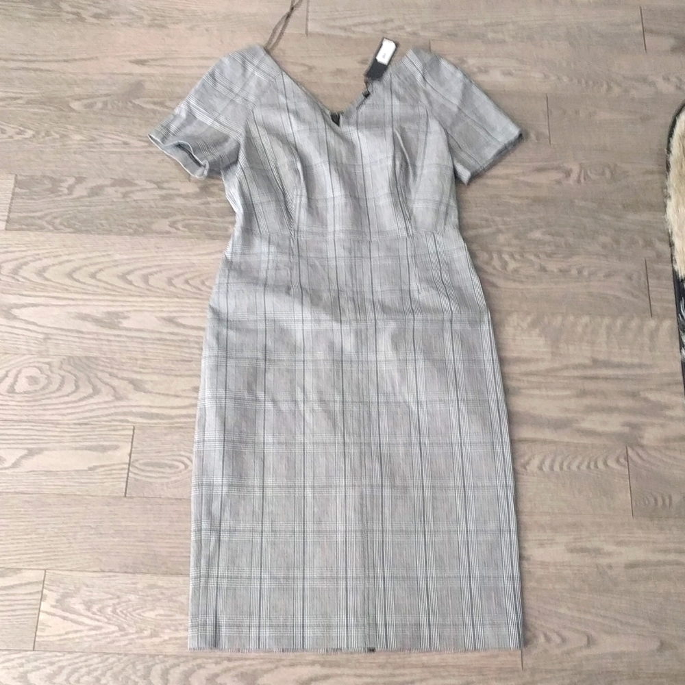New beautiful dress by Banana Republic 🍀